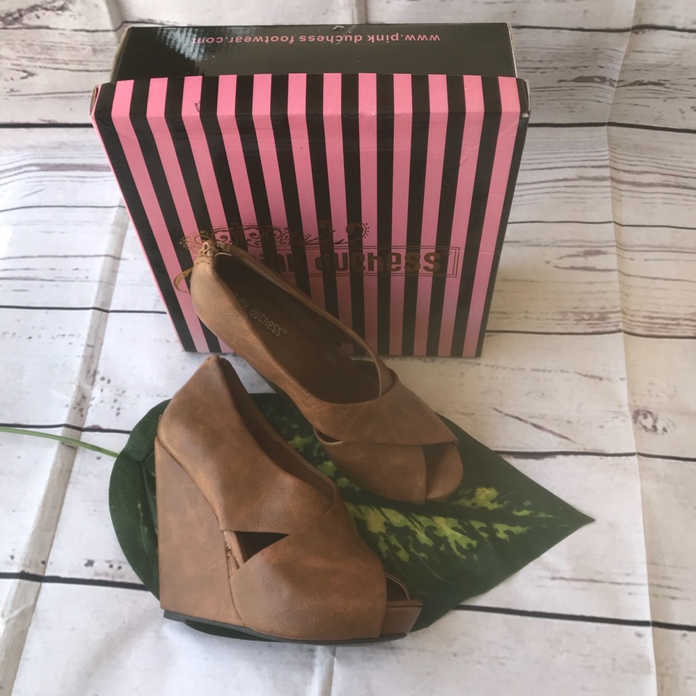 Pink Duchess Estella-1 Cognac size 8.5 Shoe